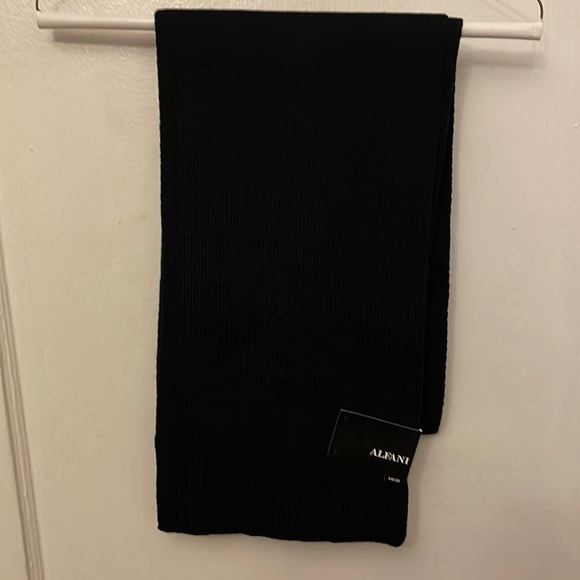 Alfani Other - NWT Alfani mens black scarf.